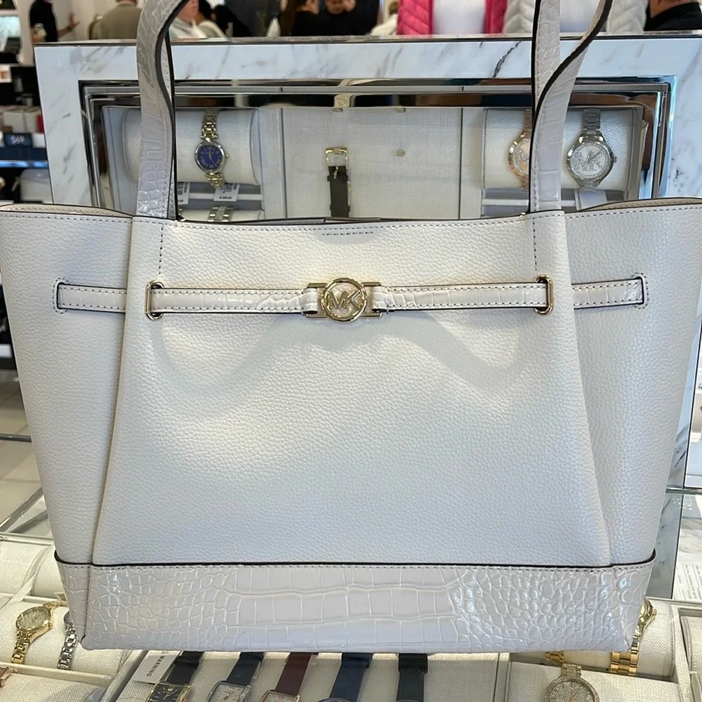 MICHAEL KORS
Reed Large Leather Belted Satchel Shoulder Tote Handbag 
Lt Cream - Picture 15 of 16